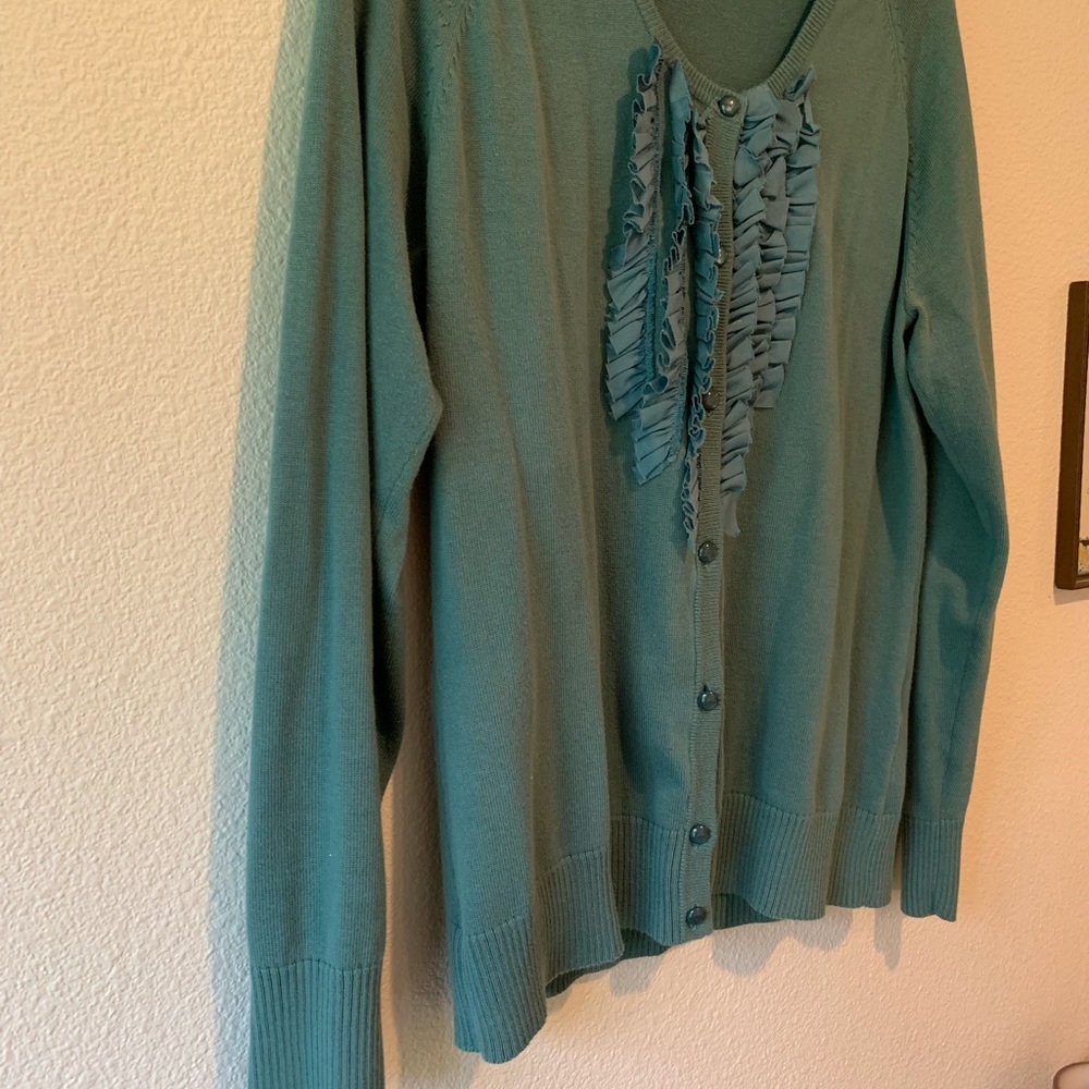 Cabela’s Ruffle Sweater - Picture 3 of 6